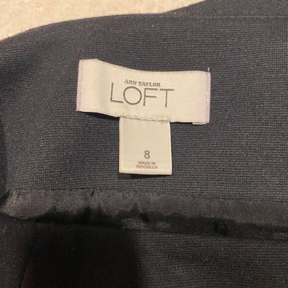 Ann Taylor LOFT Black Stretch Knit Lined Pencil Straight All Season Skirt Size 8 - Picture 5 of 7